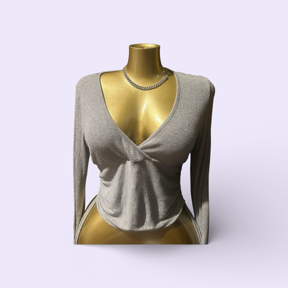 Gray Long Sleeve V-Neck Top